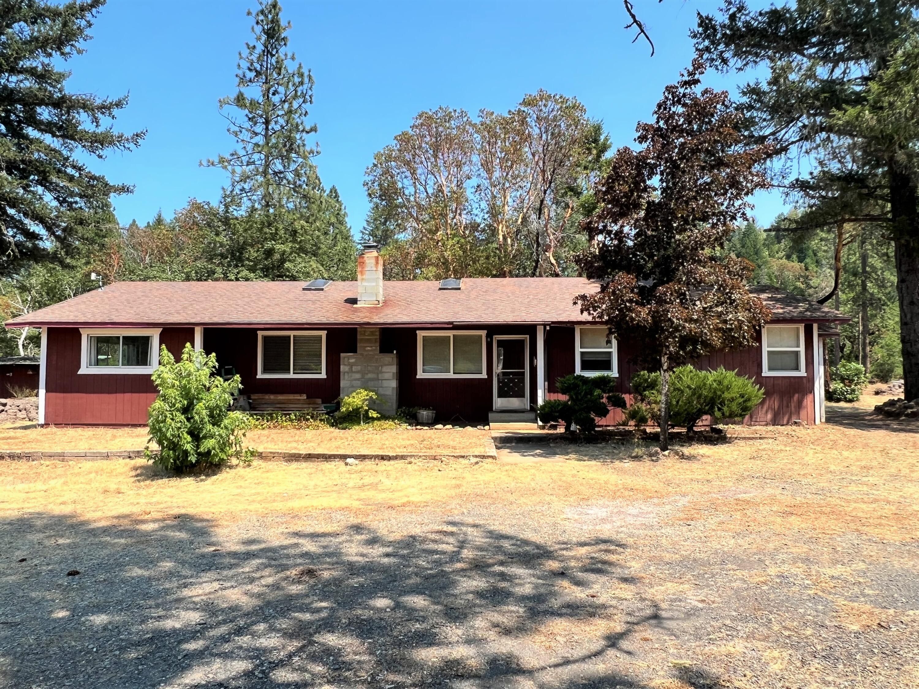 Cave Junction, Josephine County, OR Lakefront Property, Waterfront