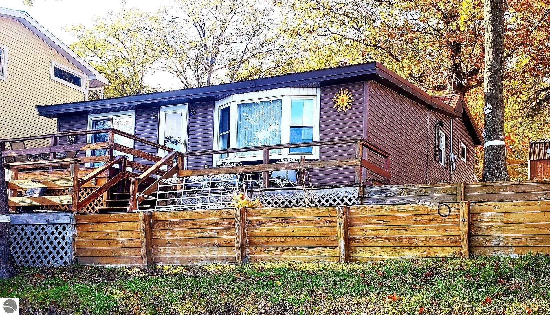 Lake, Clare County, MI Lakefront Property, Waterfront Property, House for sale Property ID