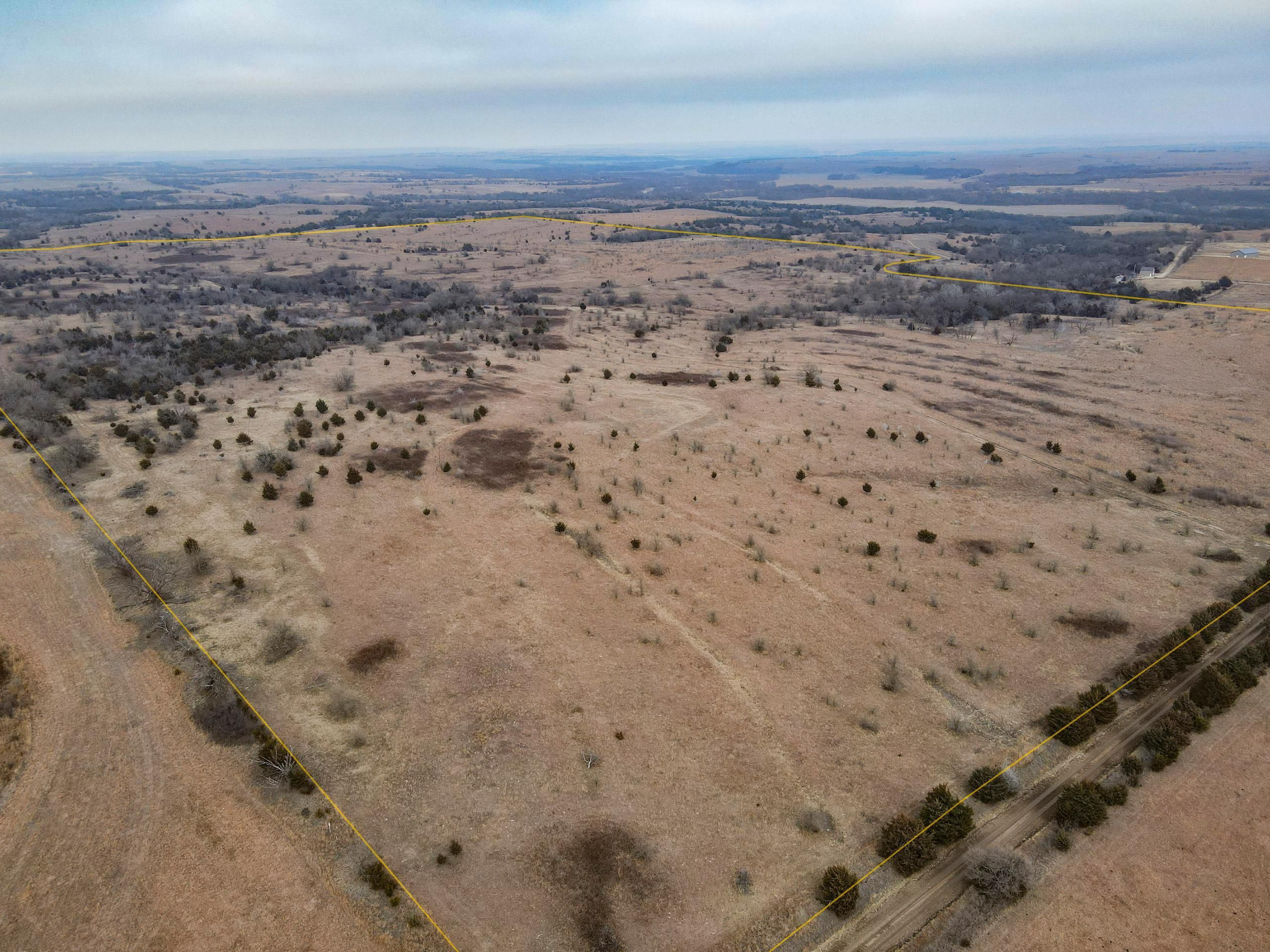 1985 2000 Ave., Chapman, KS 67431 LandWatch