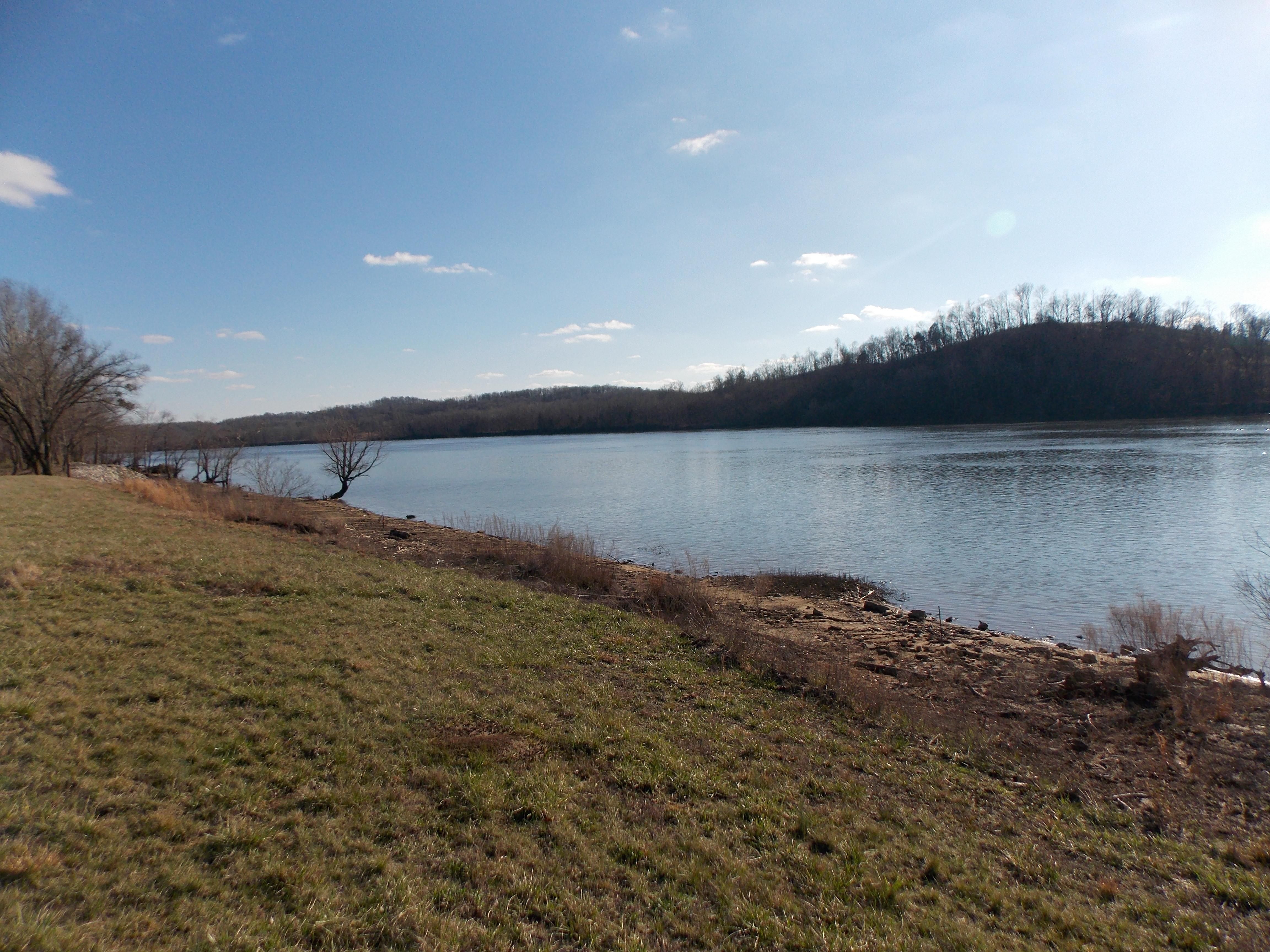 Clifton, Perry County, TN Recreational Property, Riverfront Property