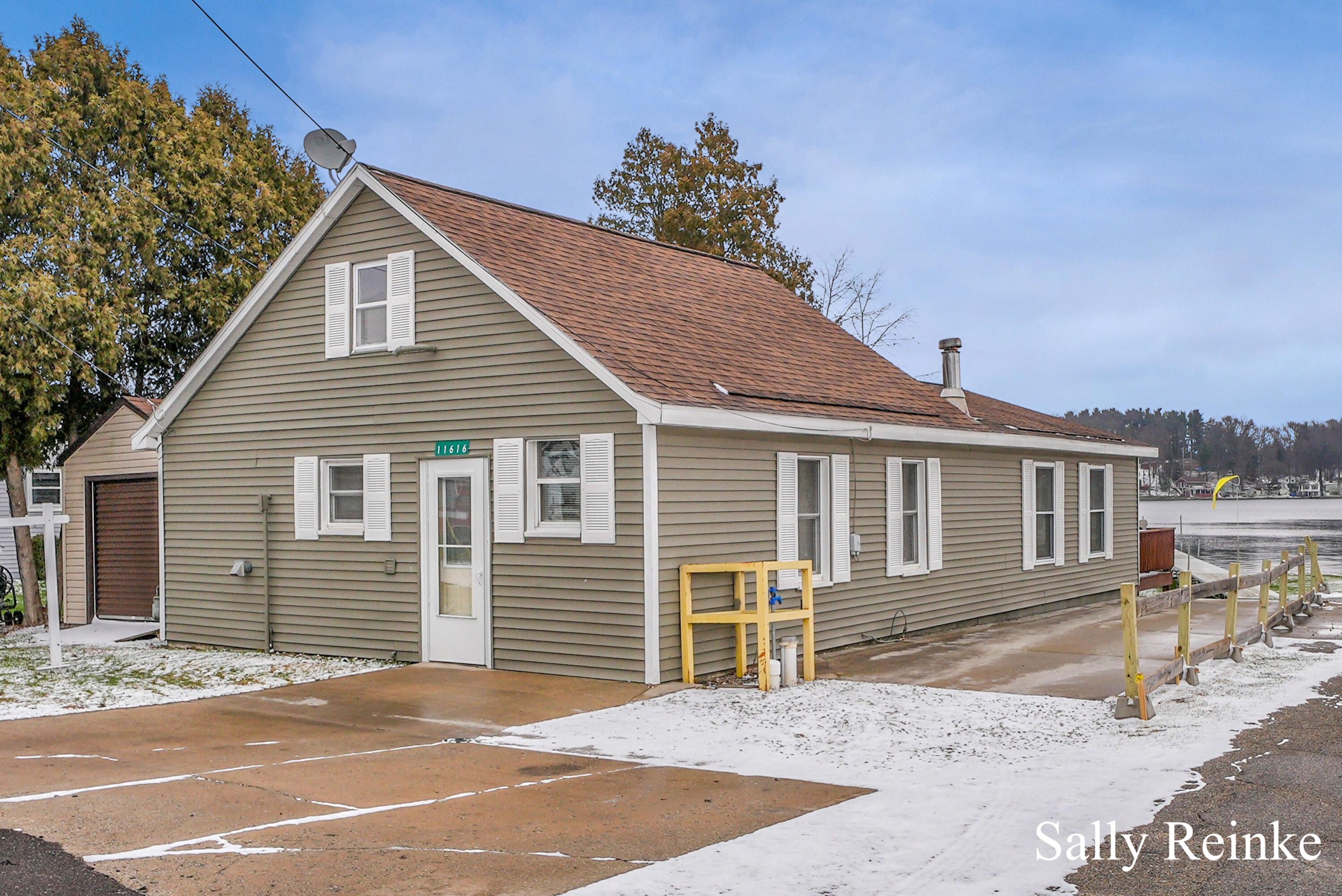 Sparta, Kent County, MI Lakefront Property, Waterfront Property, House