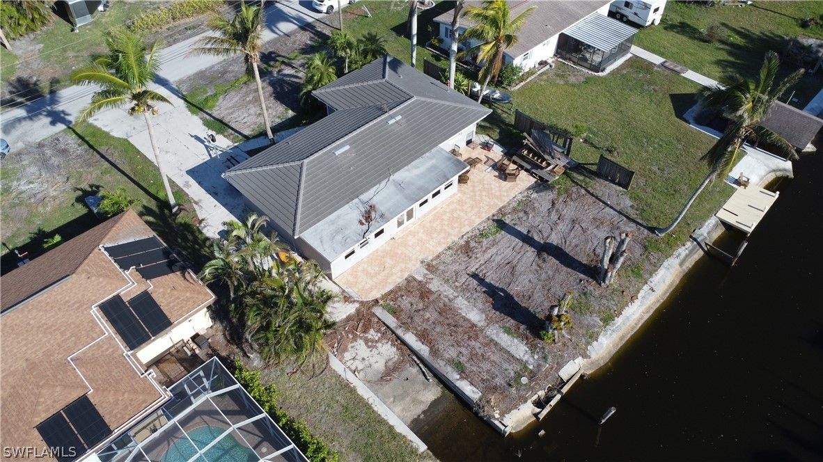 Fort Myers, Lee County, FL Lakefront Property, Waterfront Property