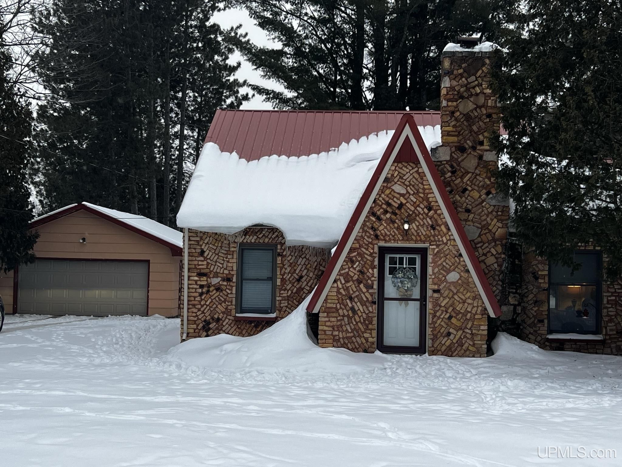 Manistique, Schoolcraft County, MI Lakefront Property, Waterfront