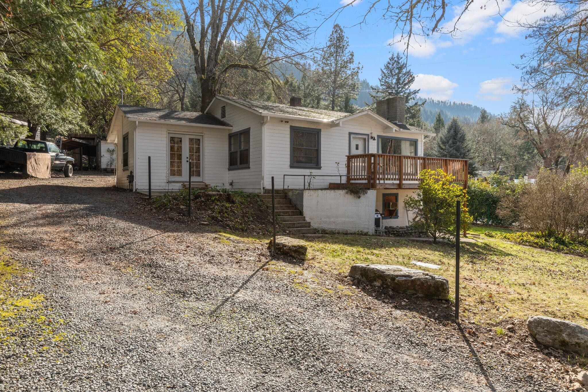 Grants Pass, Jackson County, OR Lakefront Property, Waterfront Property