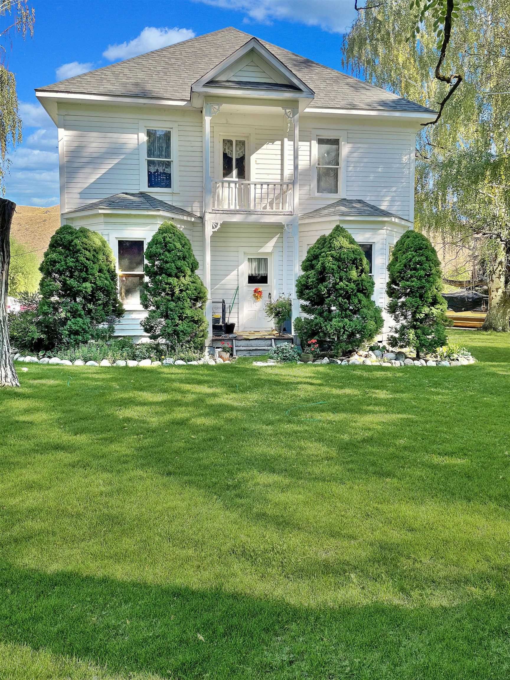 Brewster, Okanogan County, WA Lakefront Property, Waterfront Property, House for sale Property