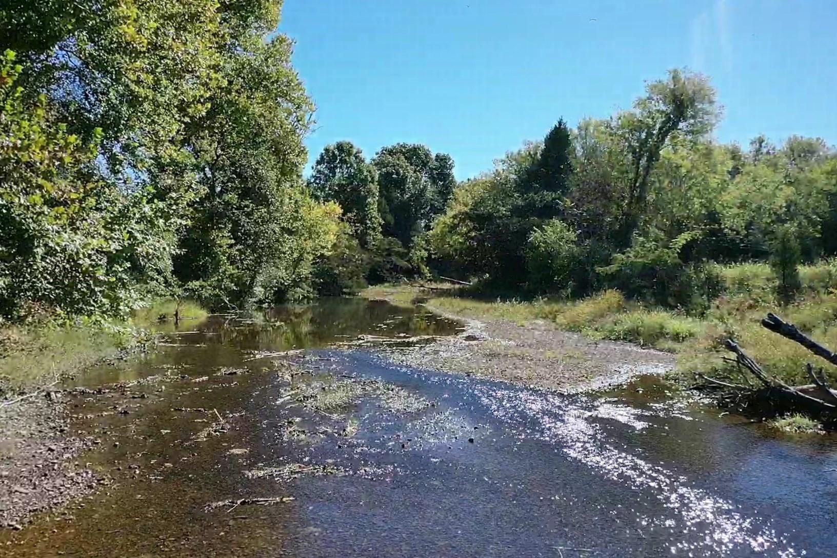Linden, Perry County, TN Farms and Ranches, House for sale Property ID
