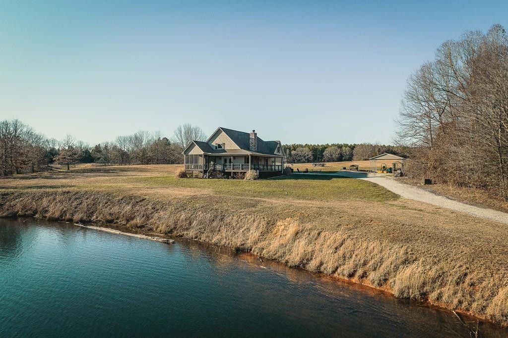 Lexington, Henderson County, TN Lakefront Property, Waterfront Property