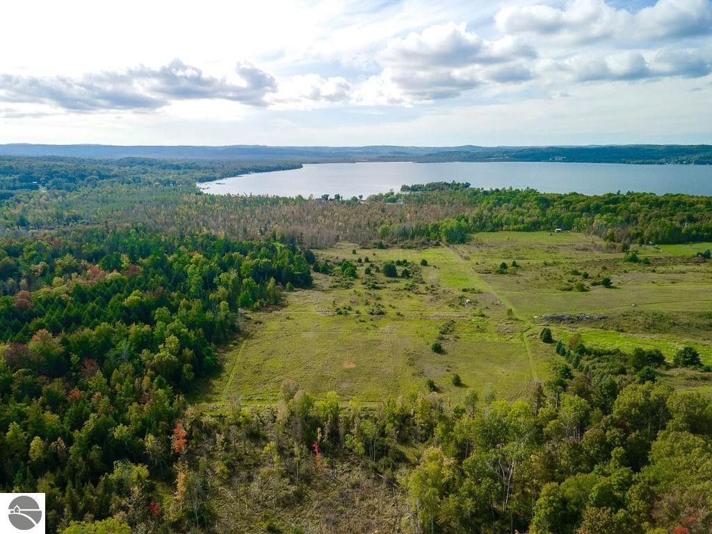 Traverse City, Leelanau County, MI Undeveloped Land for sale Property