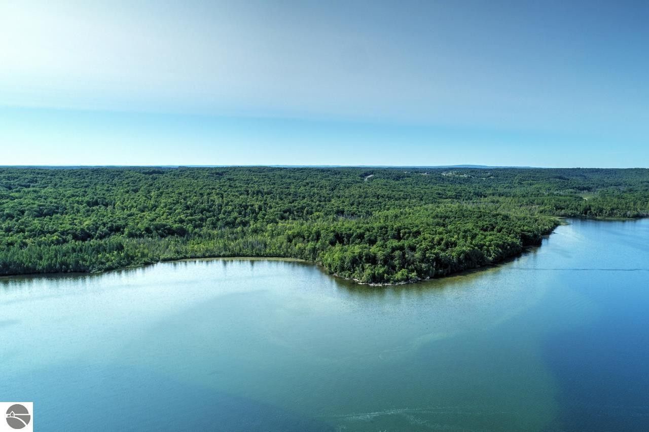 Interlochen, Grand Traverse County, MI Undeveloped Land, Lakefront