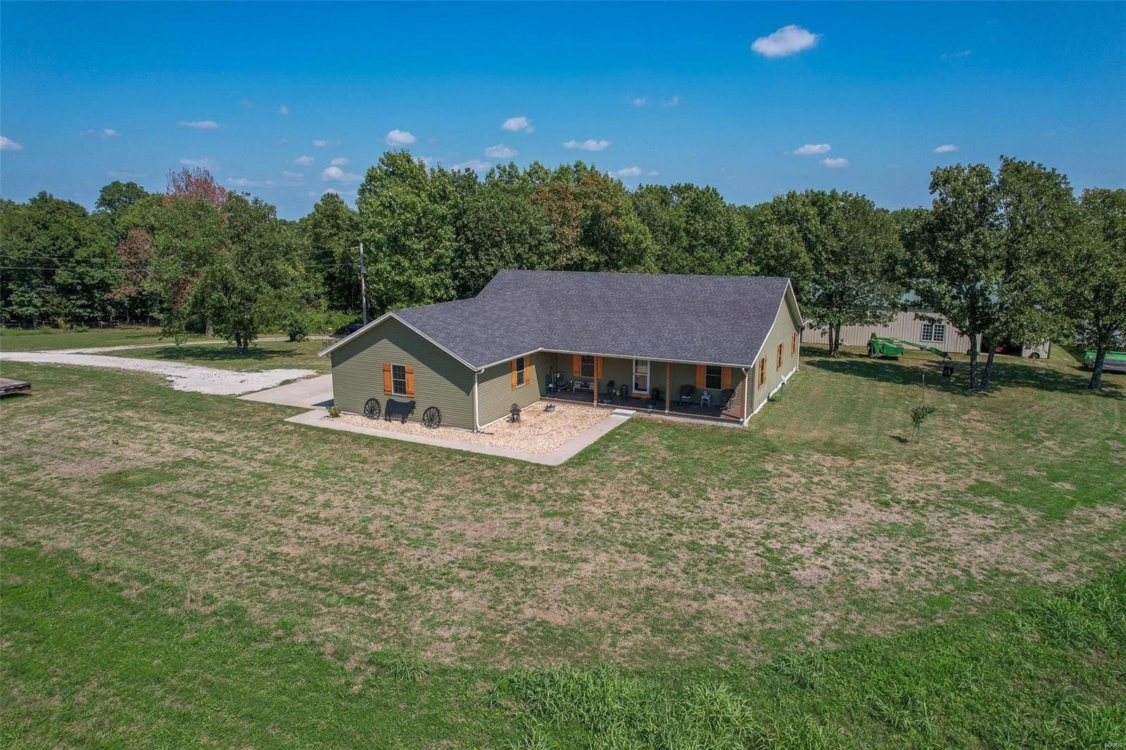 Lebanon, Laclede County, MO House for sale Property ID 415902425
