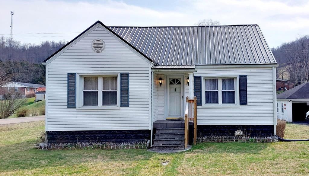 Cedar Bluff, Tazewell County, VA Lakefront Property, Waterfront