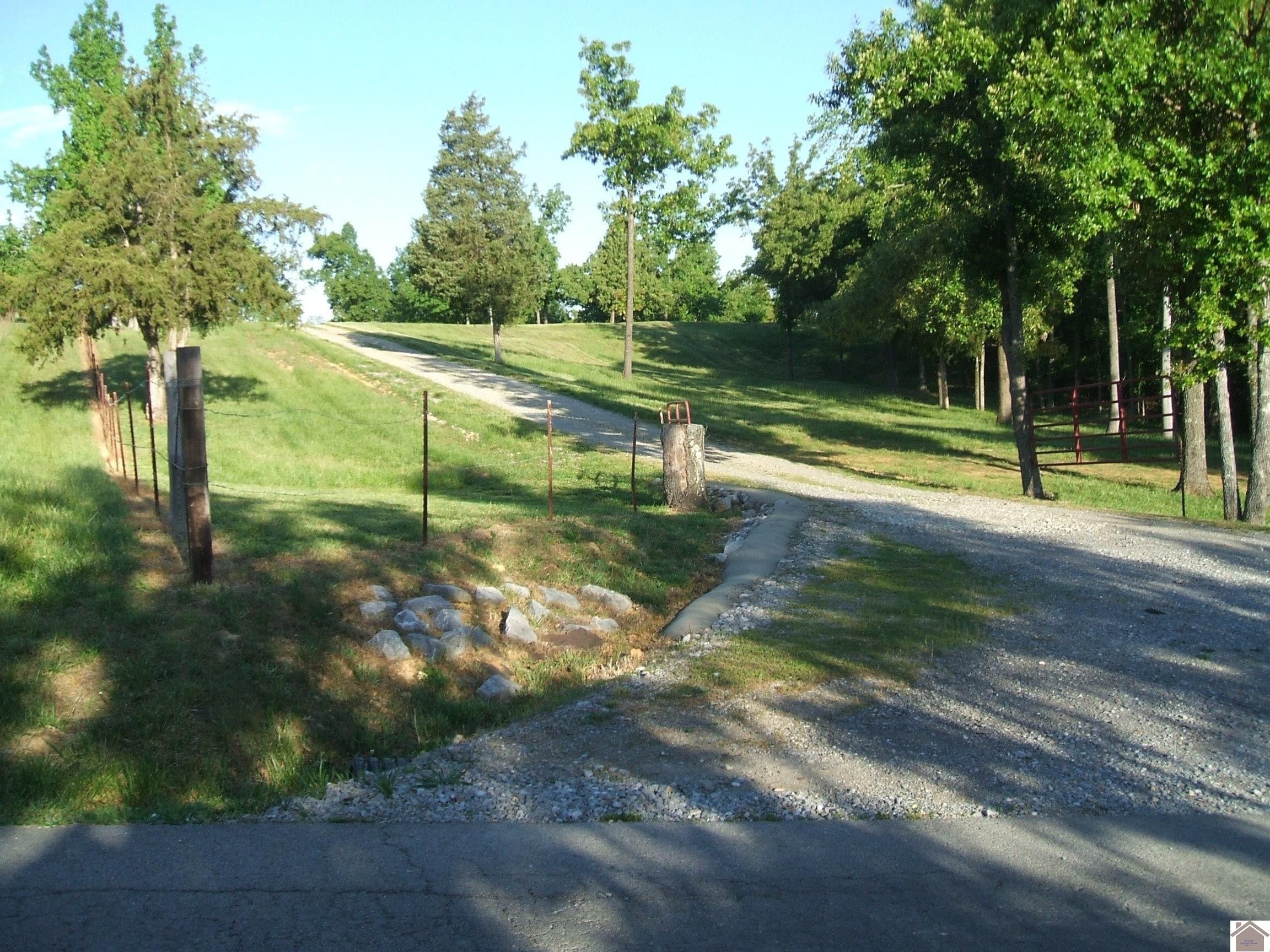 Marion, Crittenden County, KY House for sale Property ID 415957122