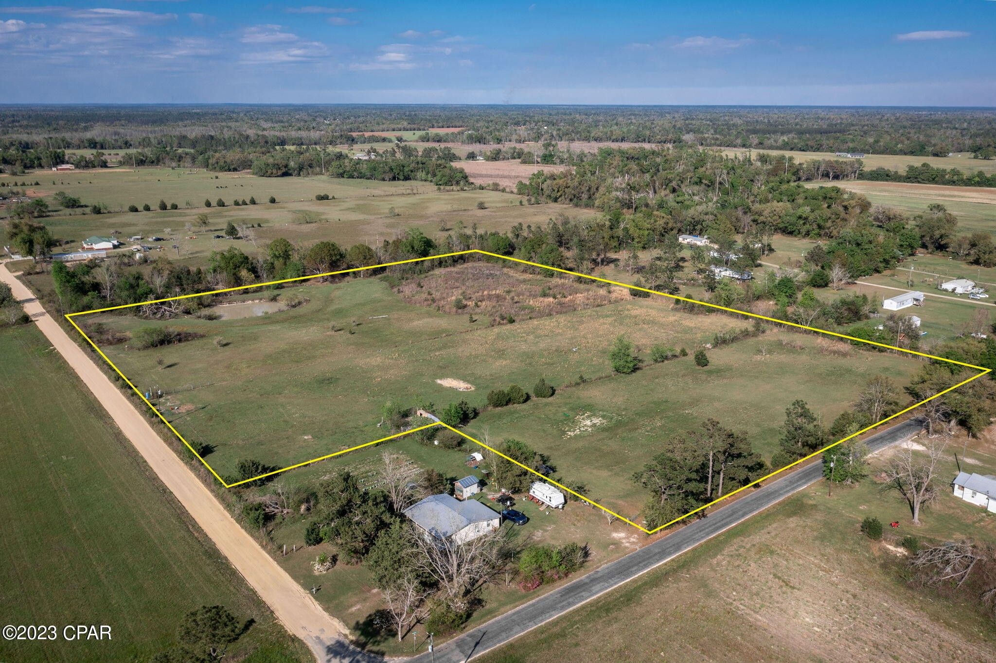 Grand Ridge, Jackson County, FL Undeveloped Land, Lakefront Property