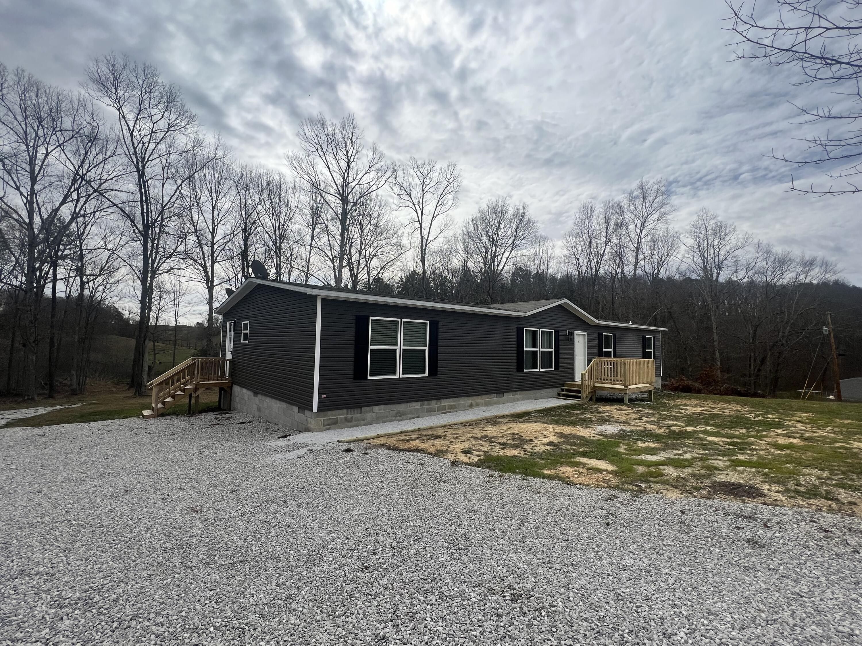East Bernstadt, Laurel County, KY House for sale Property ID 416018560