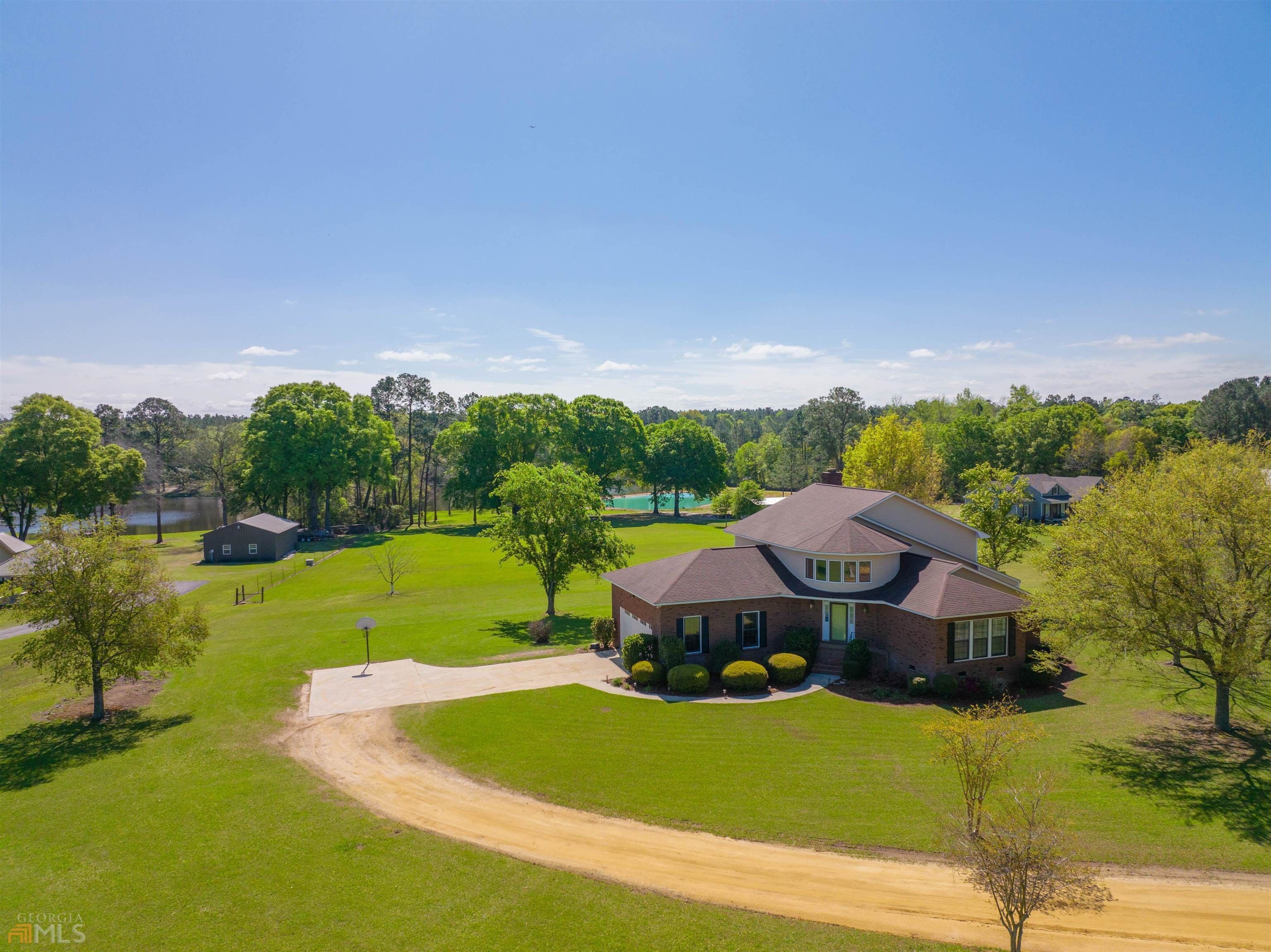 Tifton, Tift County, GA Lakefront Property, Waterfront Property, House
