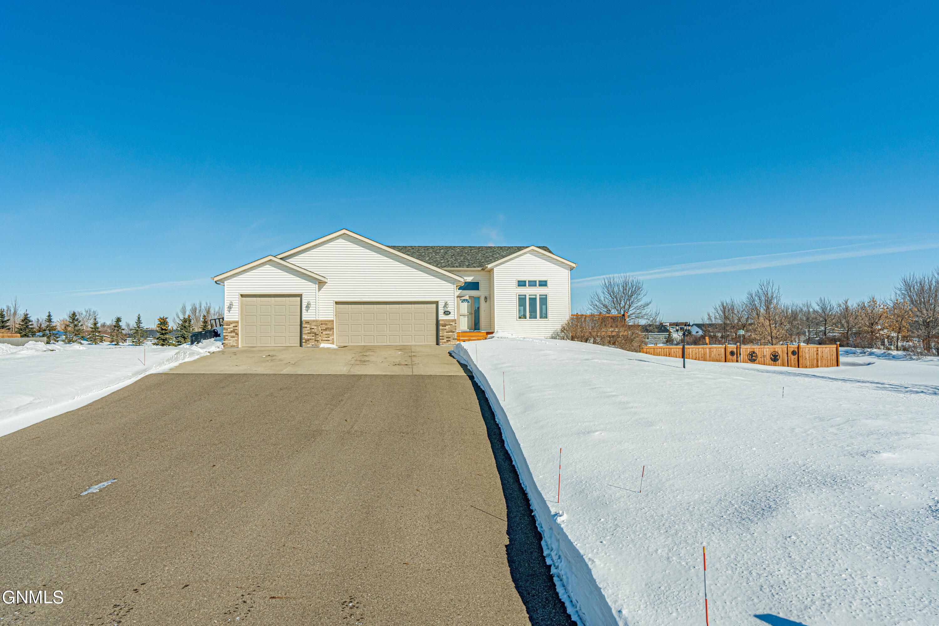 Bismarck, Burleigh County, ND House for sale Property ID 416025621