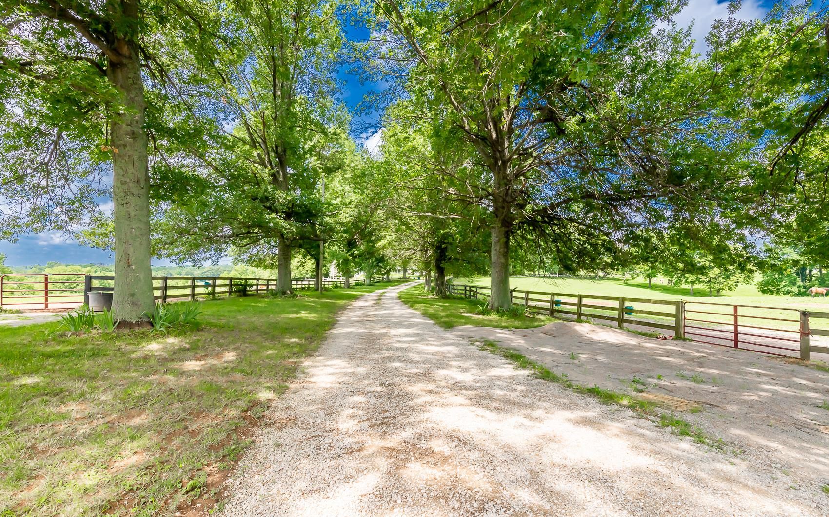 Dry Ridge, Grant County, KY Horse Property, House for sale Property ID 416055989 LandWatch
