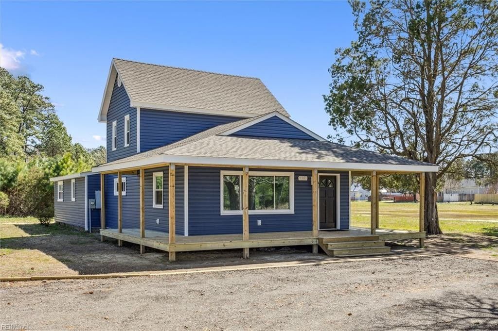 Hayes, Gloucester County, VA Lakefront Property, Waterfront Property