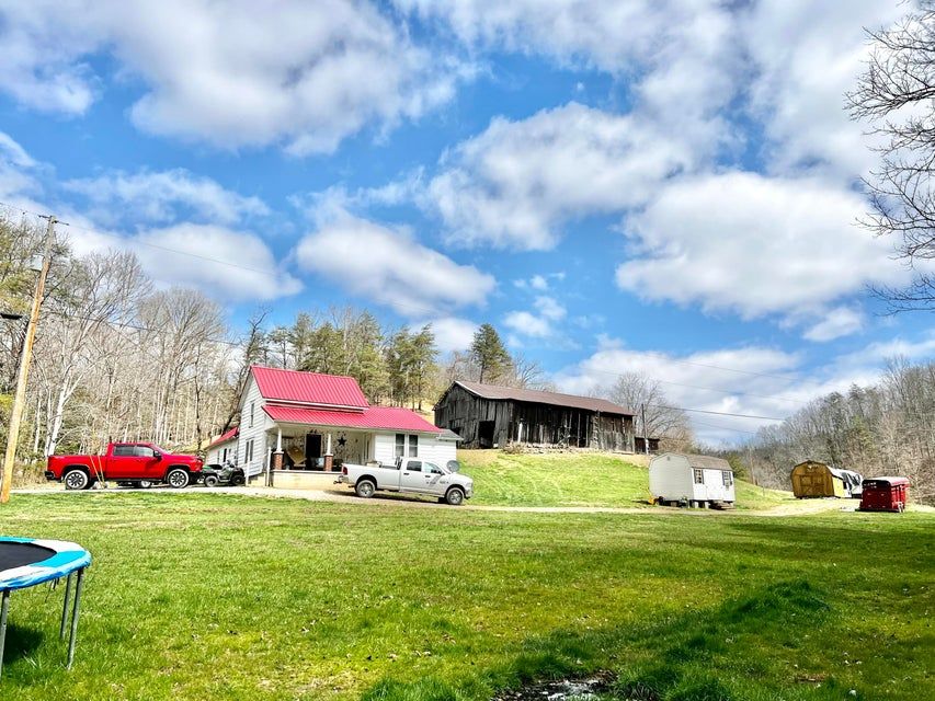 Sandy Hook, Elliott County, KY House for sale Property ID 416057820