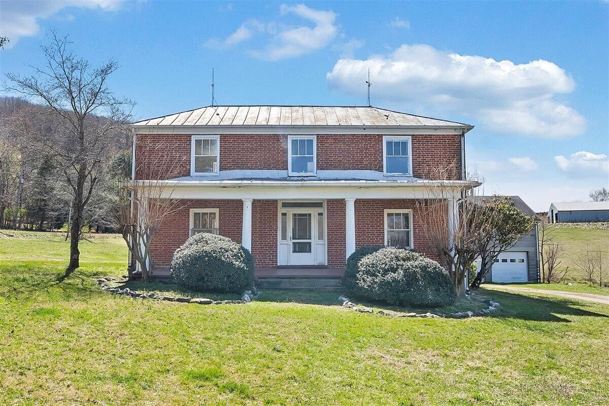 Troutville, Botetourt County, VA House for sale Property ID 416068422