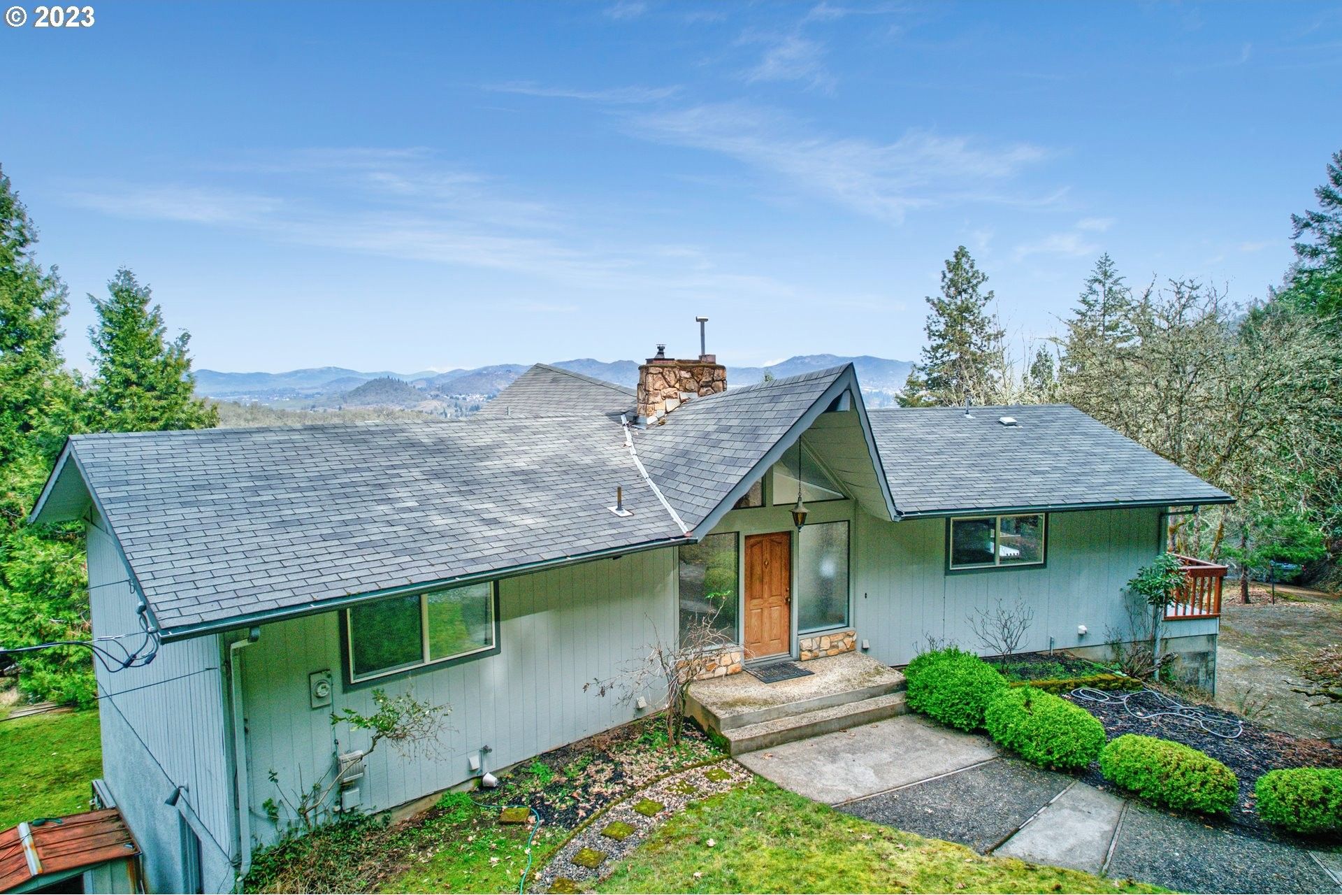 Roseburg, Douglas County, OR House for sale Property ID 416076595