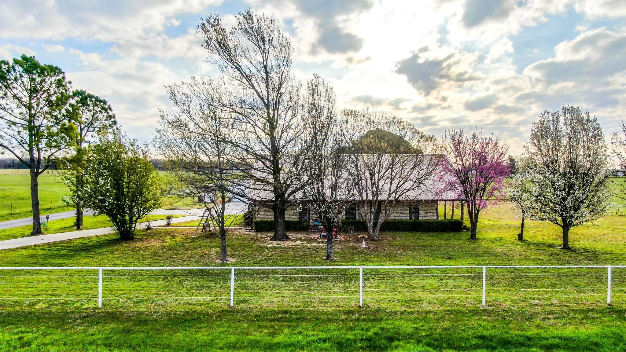 Chico, Wise County, TX Farms and Ranches, Horse Property, House for