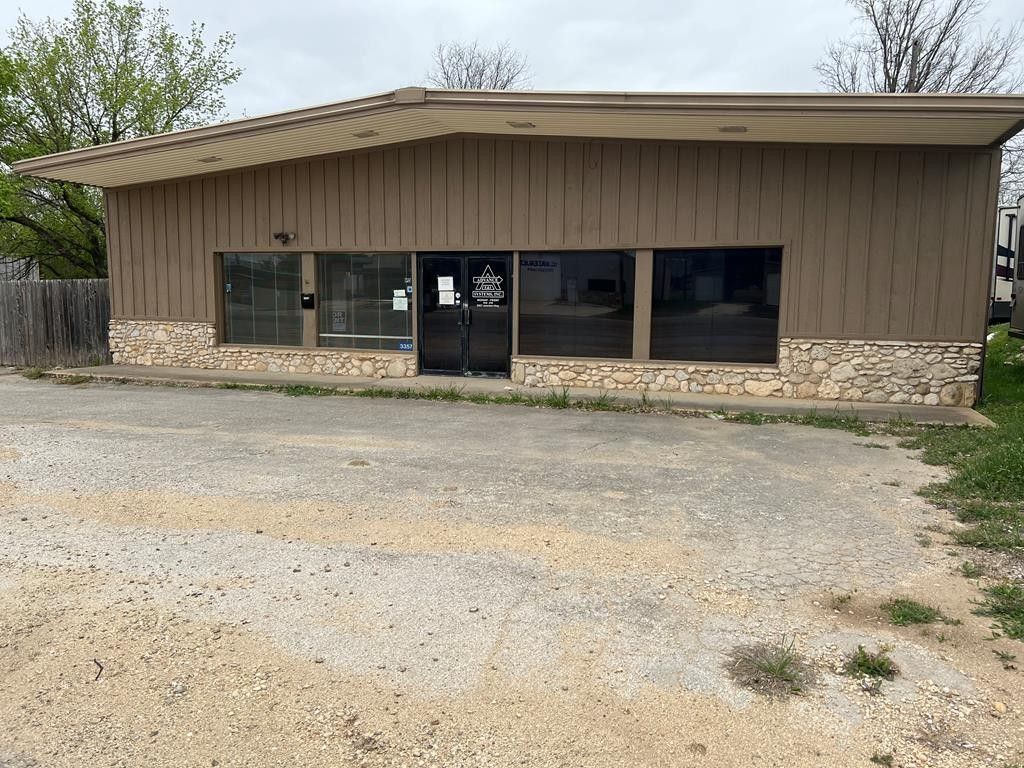 Ingram, Kerr County, TX Commercial Property, House for sale Property ID