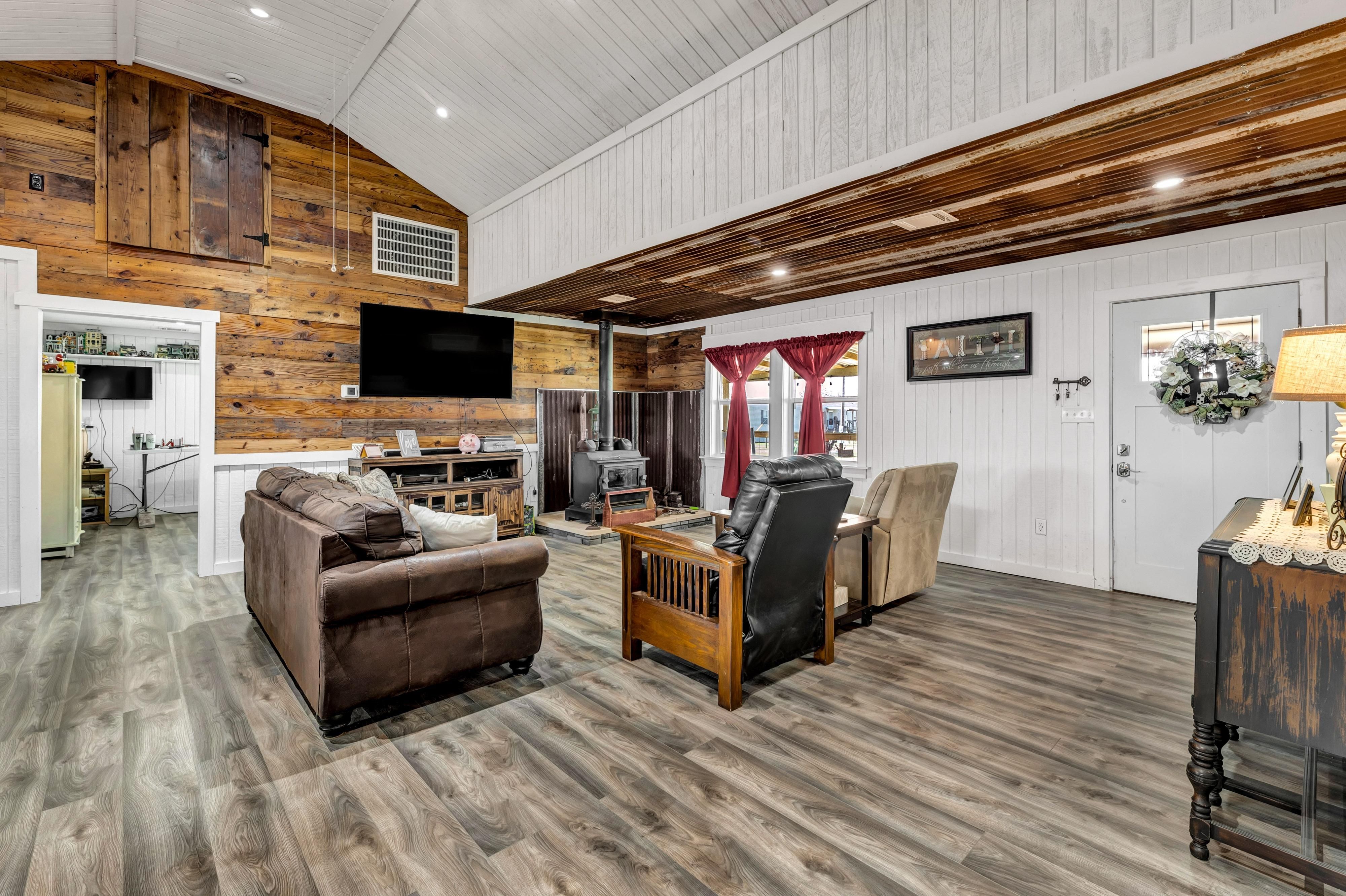 Caldwell, Burleson County, TX Recreational Property, Horse Property