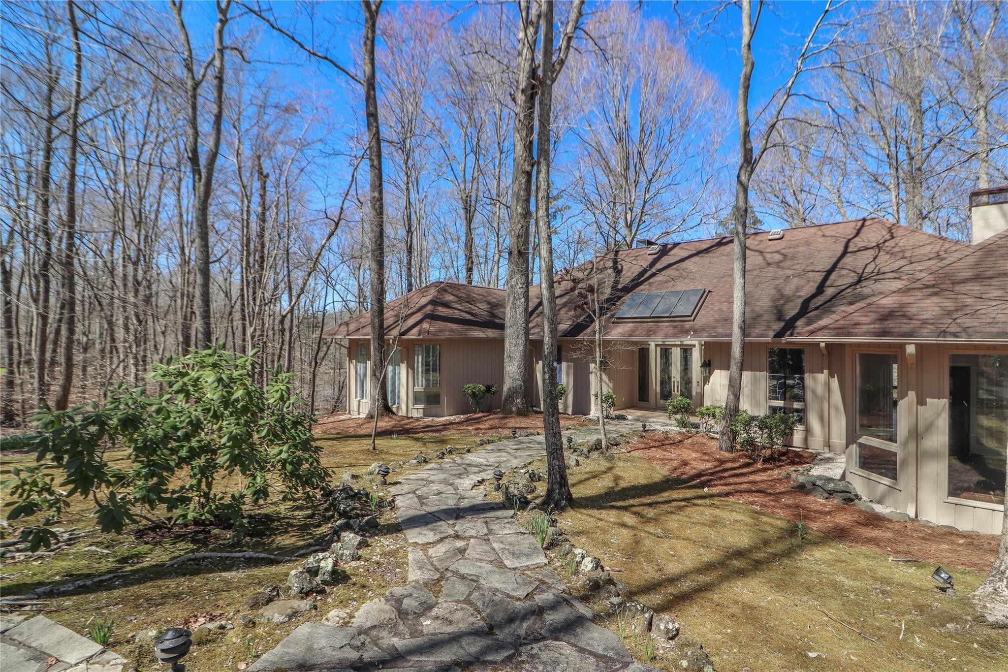 Lewisville, Forsyth County, NC Lakefront Property, Waterfront Property