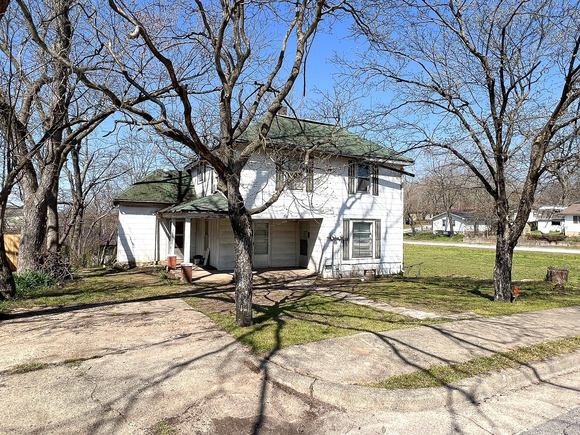 West Plains, Howell County, MO Lakefront Property, Waterfront Property