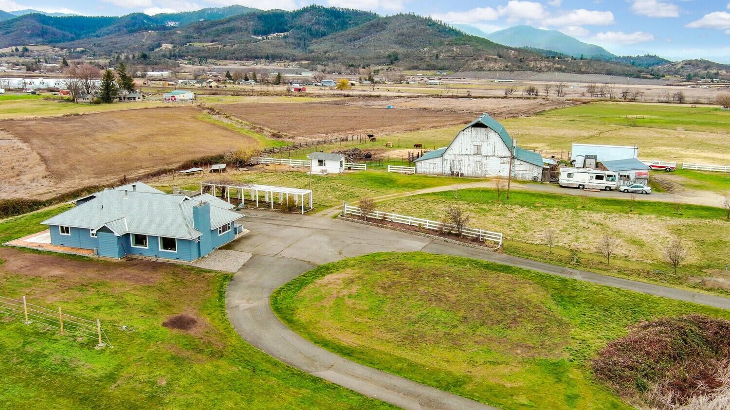 Phoenix, Jackson County, OR Farms and Ranches, House for sale Property ID 415926262 LandWatch
