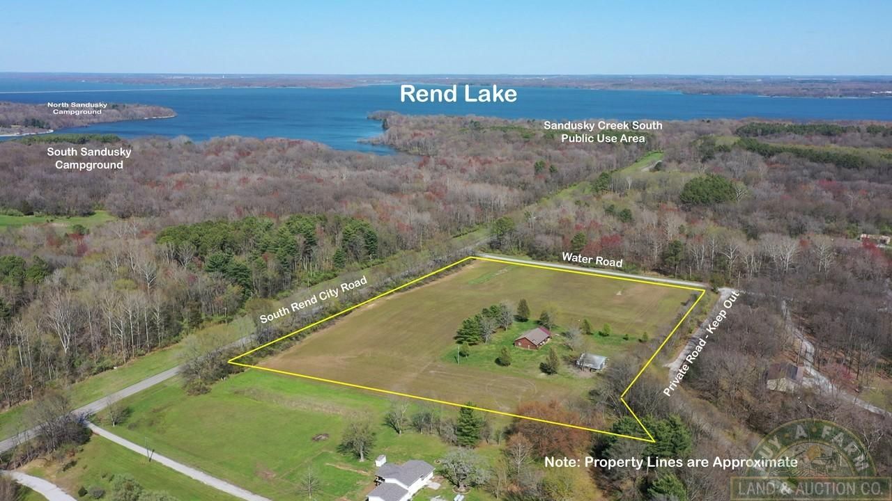 Sesser, Franklin County, IL Recreational Property, House for auction