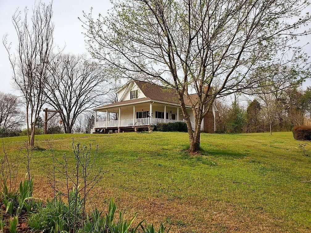 Bruceton, Carroll County, TN Lakefront Property, Waterfront Property, House for sale Property ID