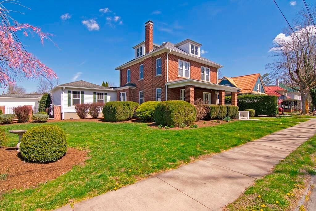 1557 East Riverview Avenue, Alderson, WV 24910 LandWatch