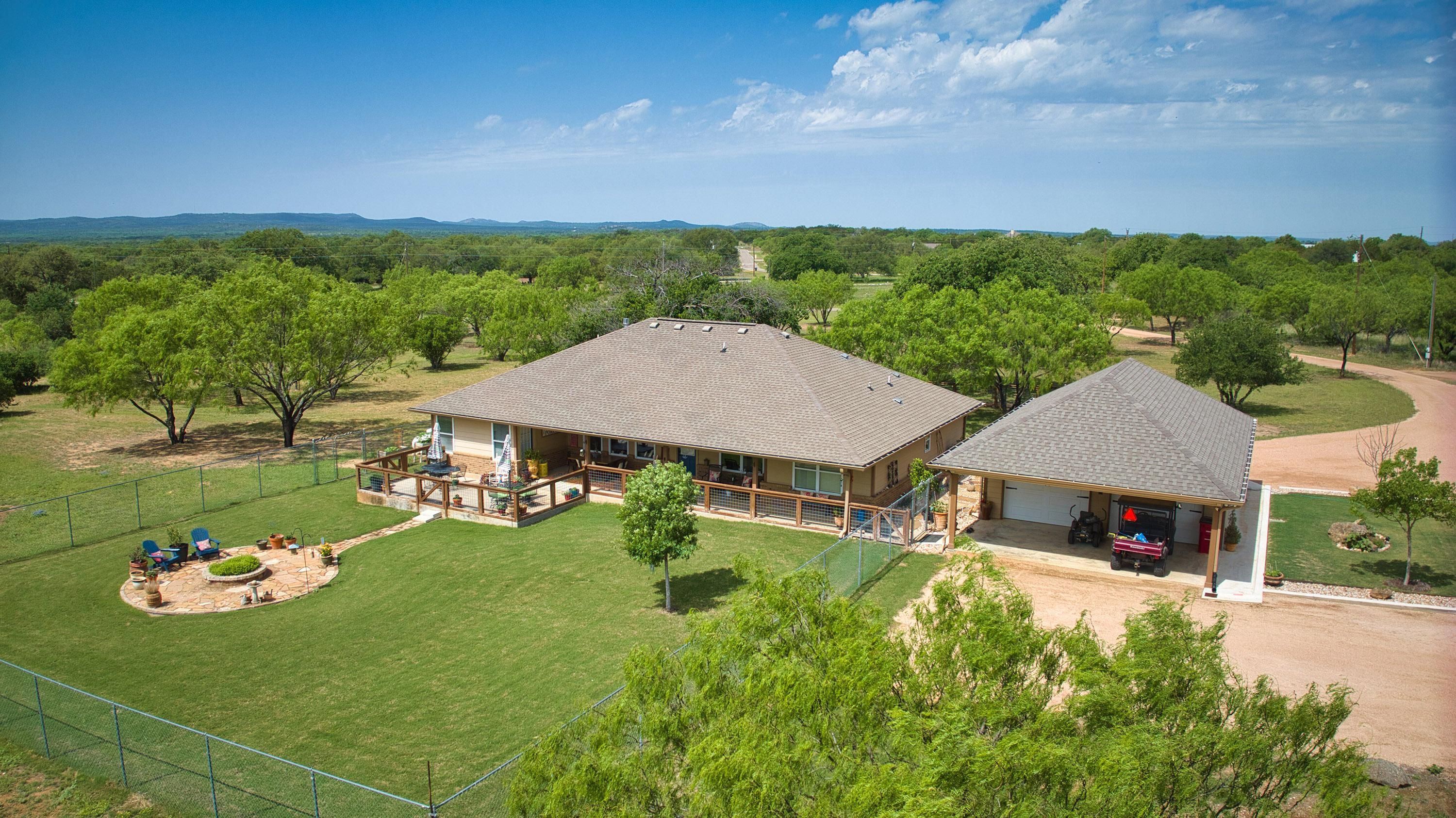 Buchanan Dam, Llano County, TX Farms and Ranches, House for sale
