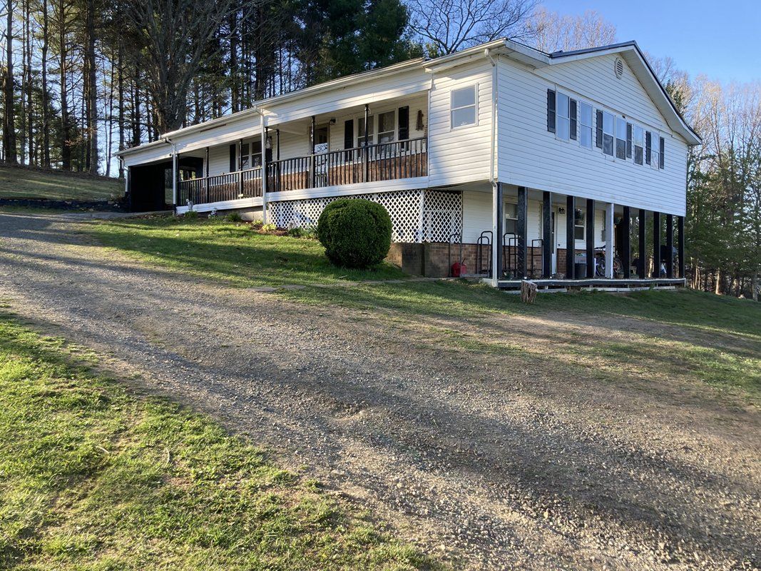 Indian Valley, Floyd County, VA House for sale Property ID 416237955