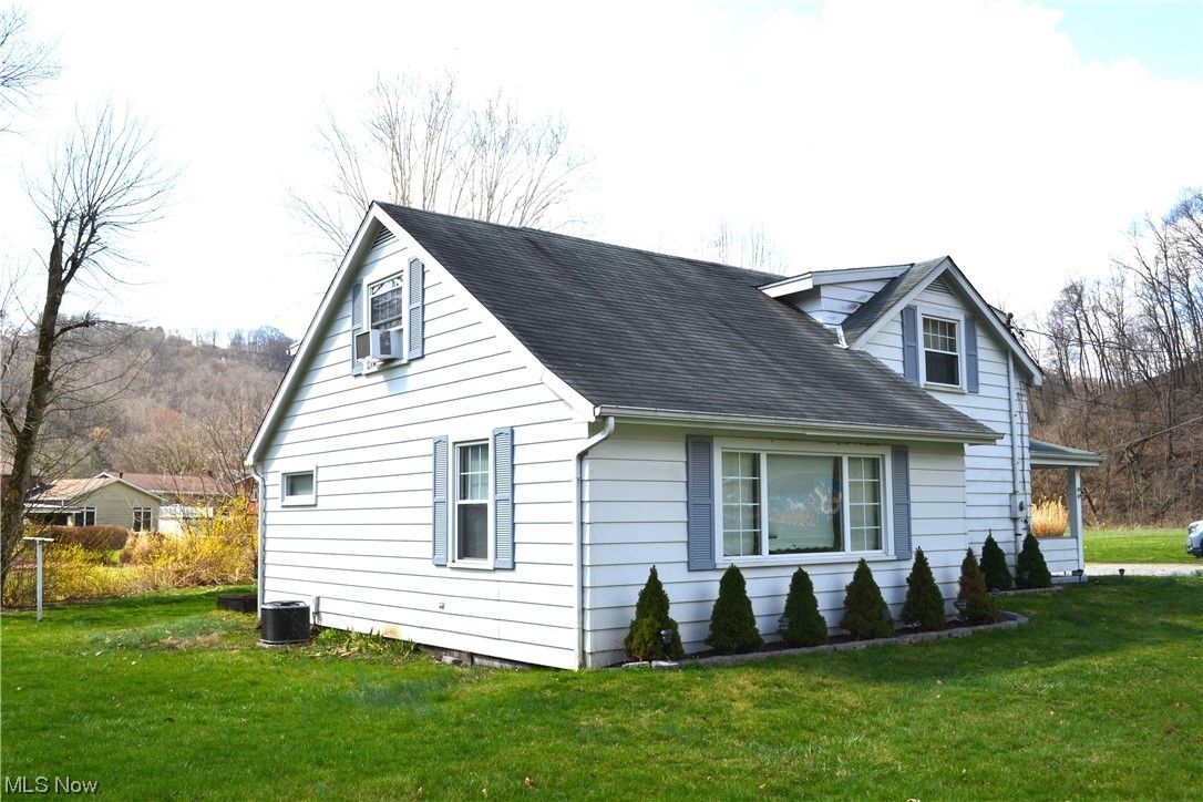 Weirton, Hancock County, WV House for sale Property ID 416250515