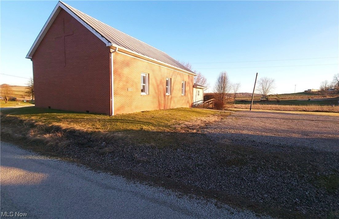 Hopewell, Muskingum County, OH Commercial Property, House for sale