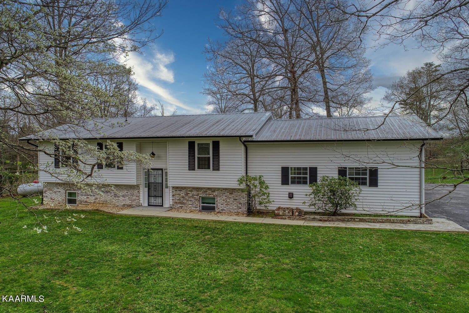 Rockwood, County, TN House for sale Property ID 416270222
