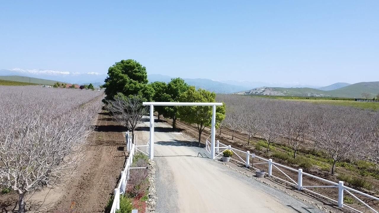 Porterville, Tulare County, CA House for sale Property ID 416271296