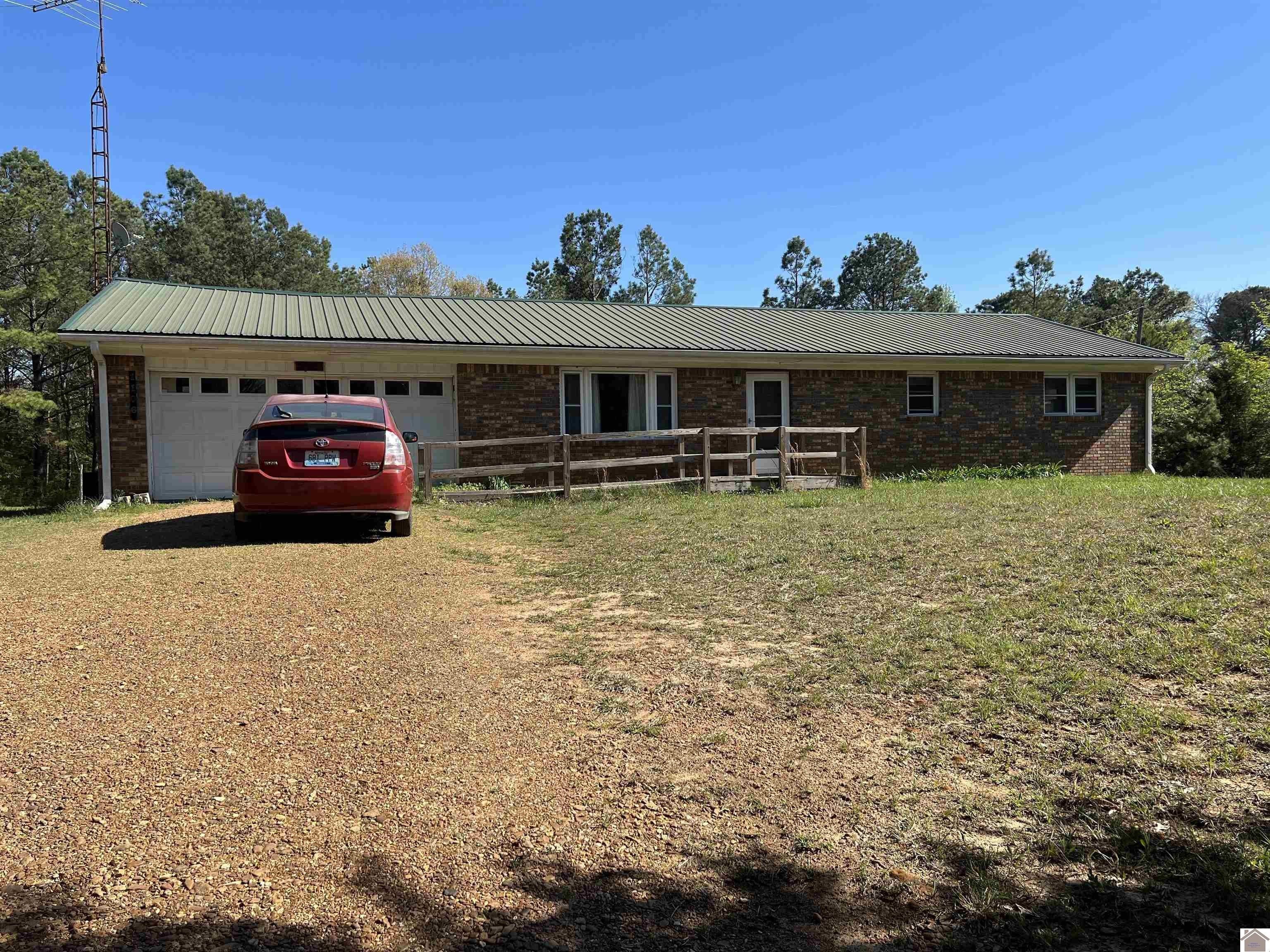 Benton, Marshall County, KY House for sale Property ID 416280492