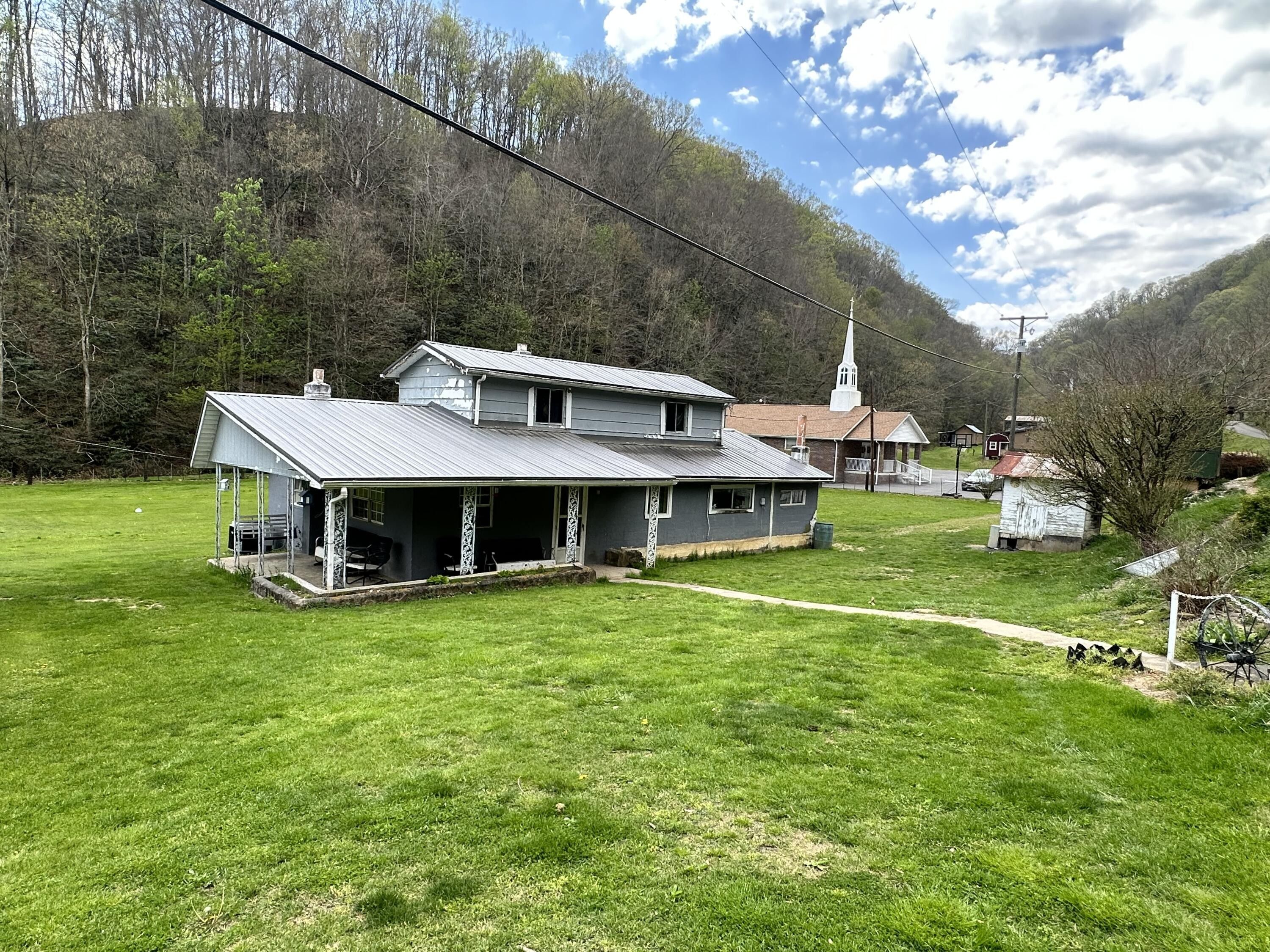 Nora, Dickenson County, VA House for sale Property ID 416306567