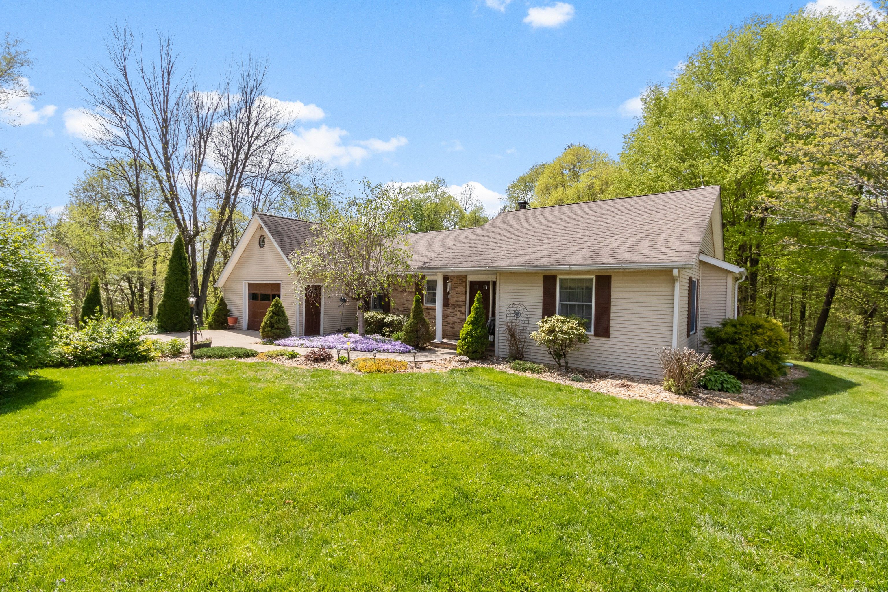 Seymour, Jackson County, IN House for sale Property ID 416318779