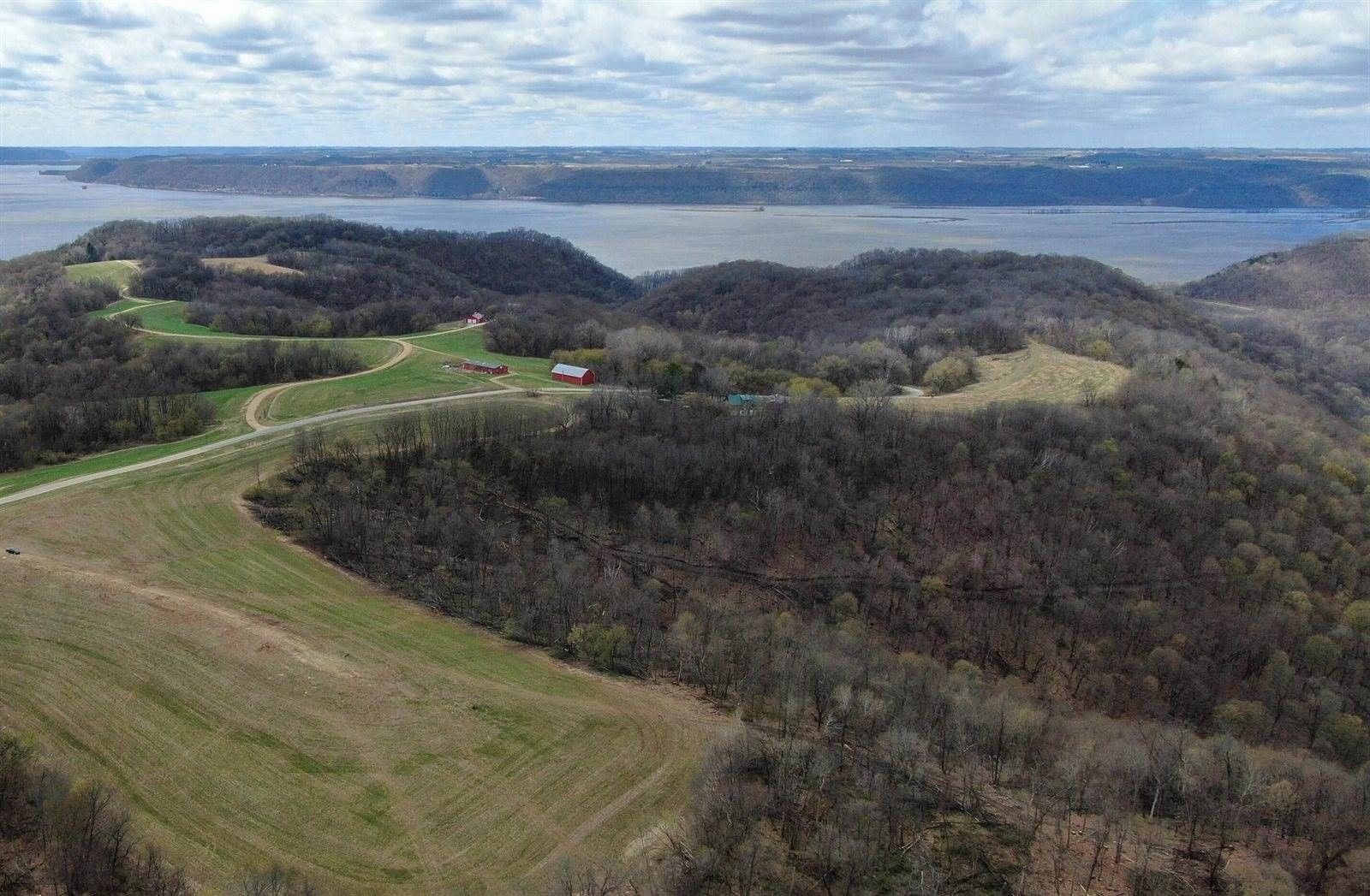 Freeman, Crawford County, WI Farms and Ranches for sale Property ID