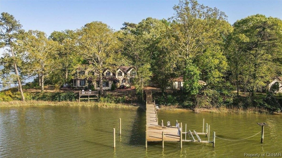 Bellamy, Gloucester County, VA Lakefront Property, Waterfront Property, House for sale Property
