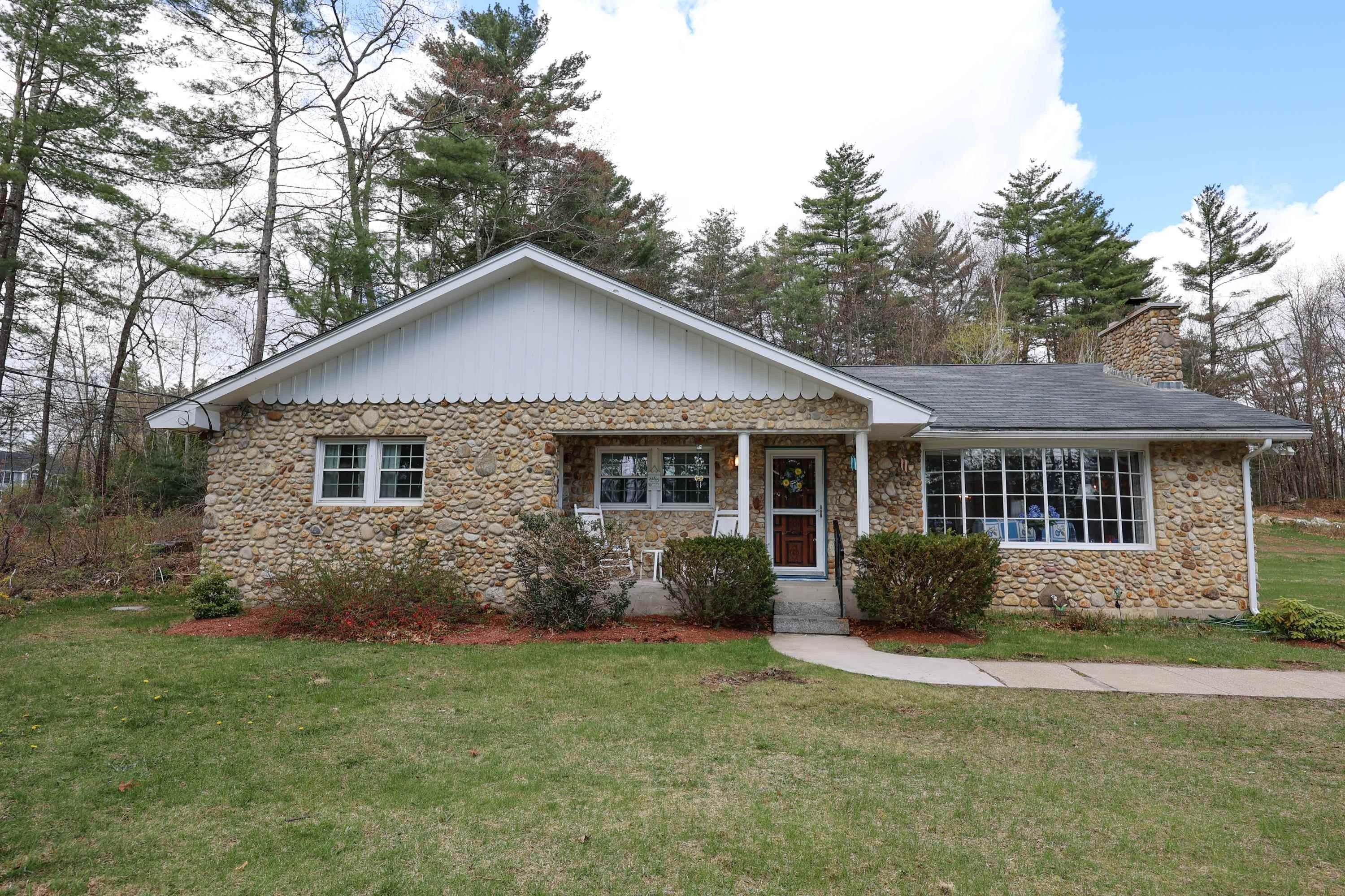 Manchester, Hillsborough County, NH House for sale Property ID