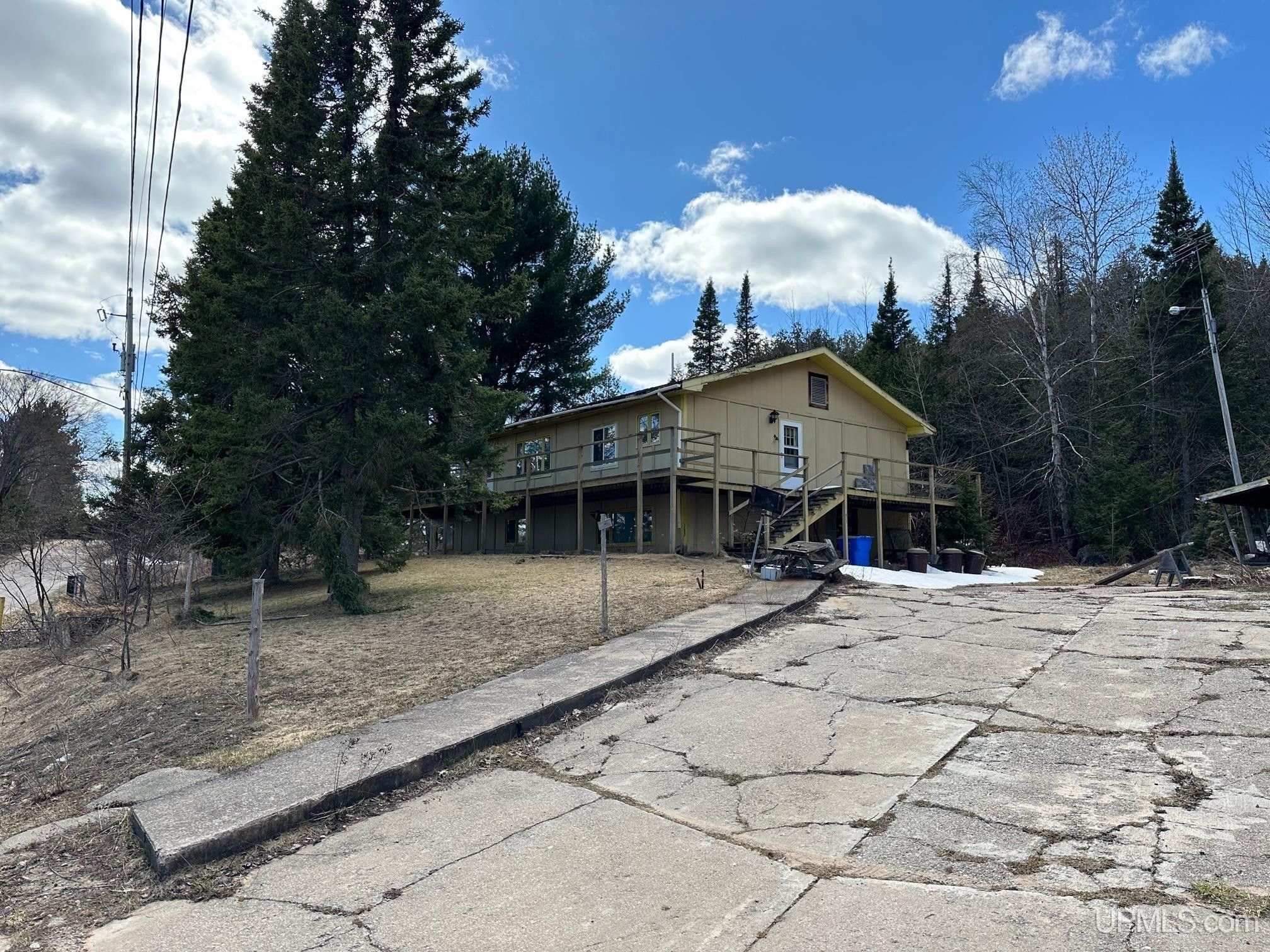 Michigamme, Marquette County, MI Lakefront Property, Waterfront