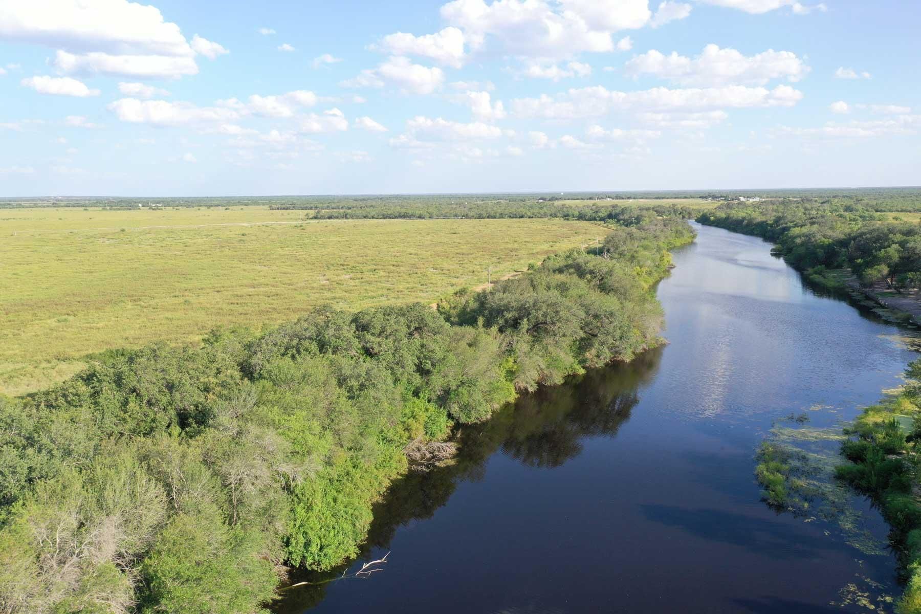 Carrizo Springs, Dimmit County, TX Farms and Ranches, Hunting Property