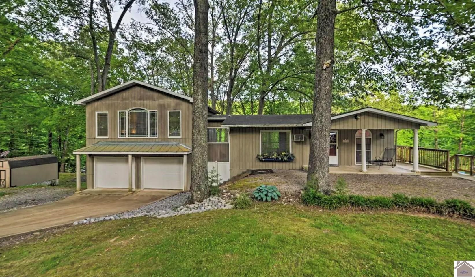 Cadiz, Trigg County, KY Lakefront Property, Waterfront Property, House