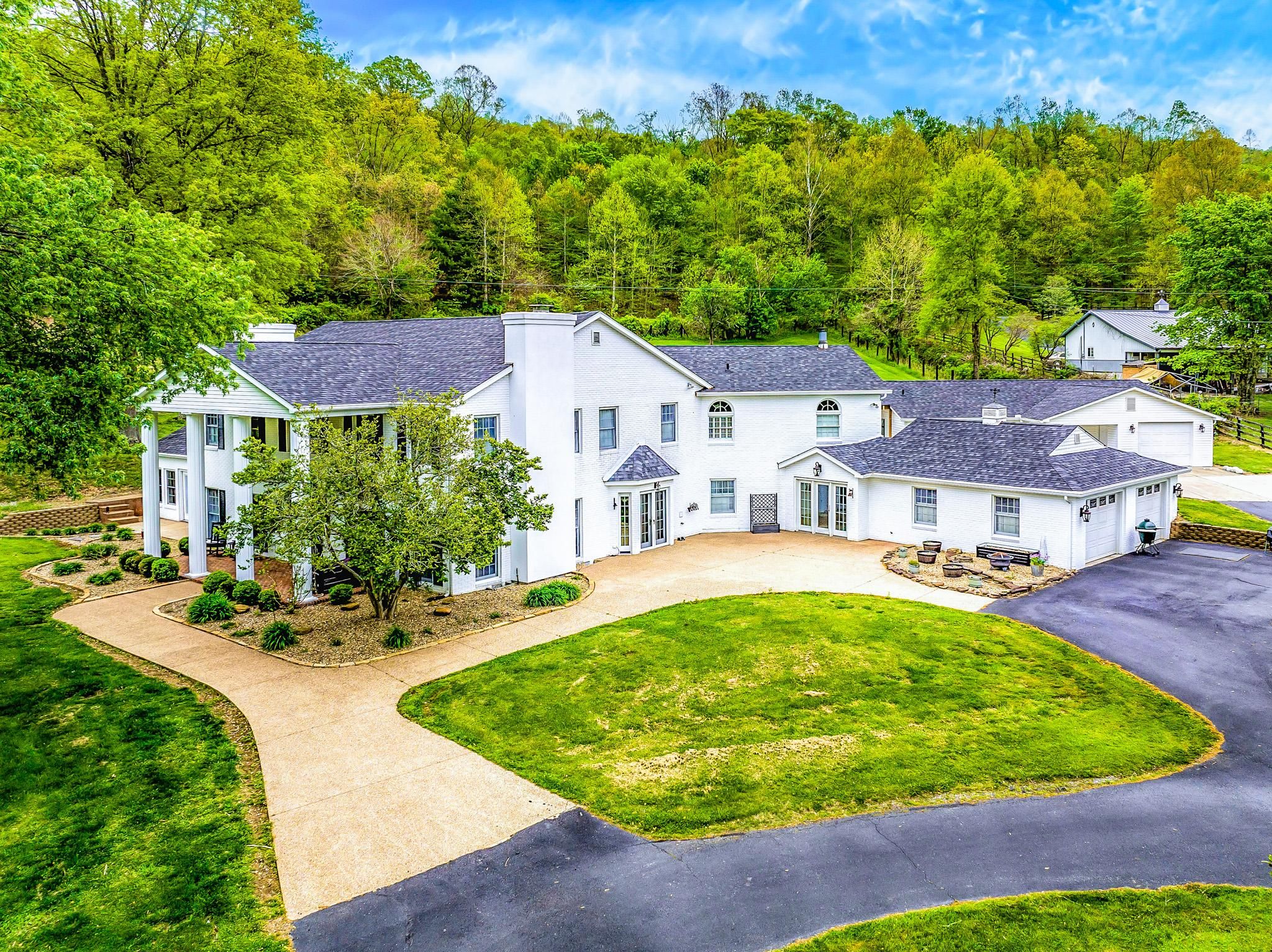 Ashland, Boyd County, KY Farms and Ranches, Horse Property, House for